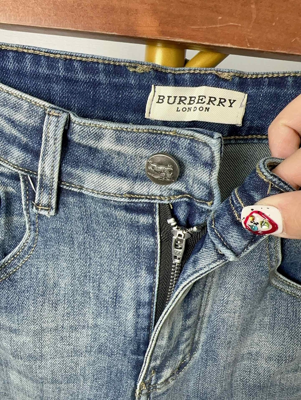 ブランドジーンズ素材ディテール